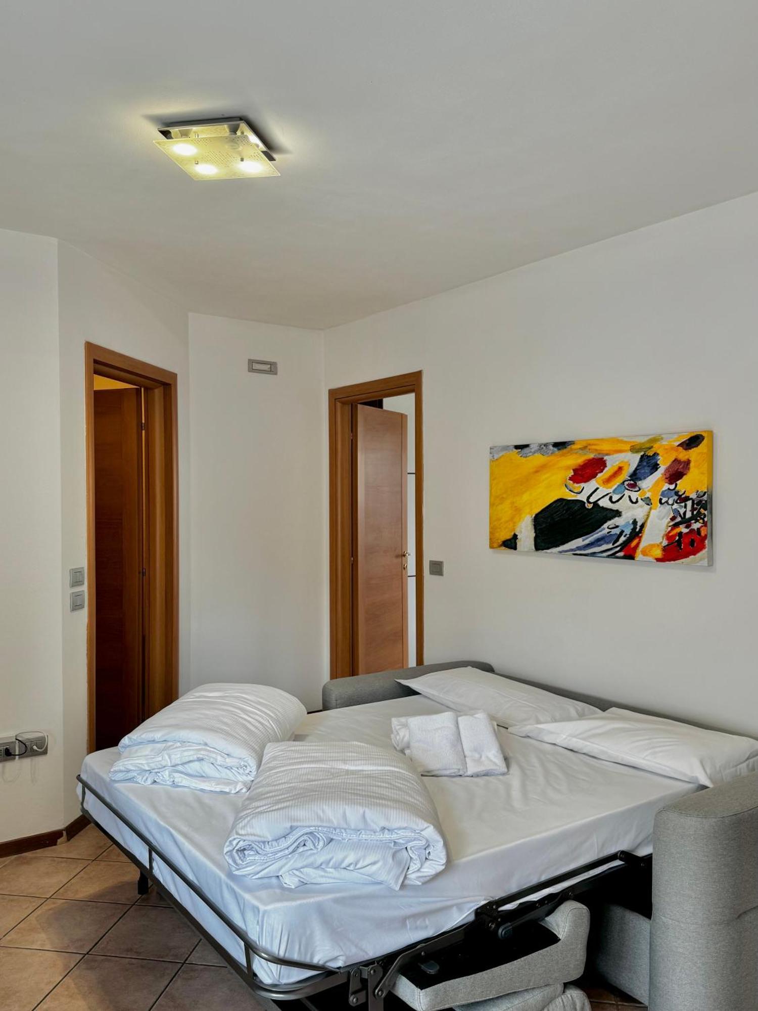 Sweet Spot Aparthotel Riva del Garda Exterior foto