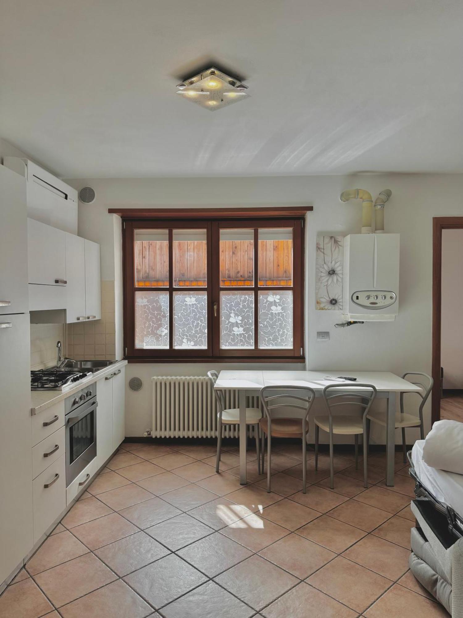 Sweet Spot Aparthotel Riva del Garda Exterior foto