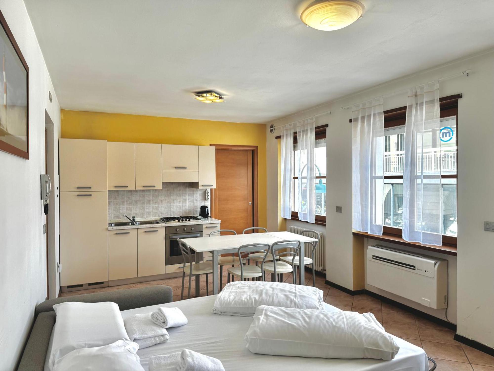 Sweet Spot Aparthotel Riva del Garda Exterior foto