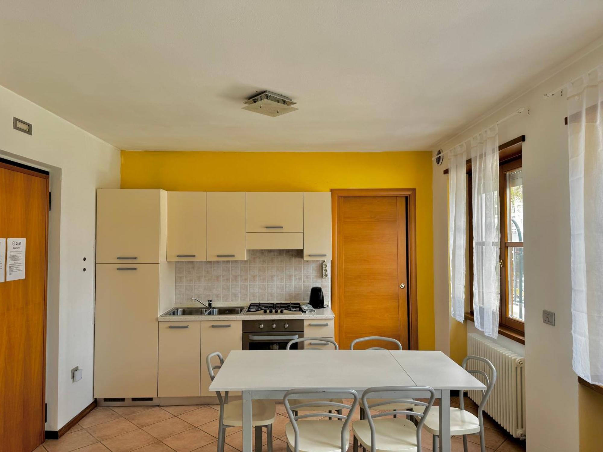 Sweet Spot Aparthotel Riva del Garda Exterior foto