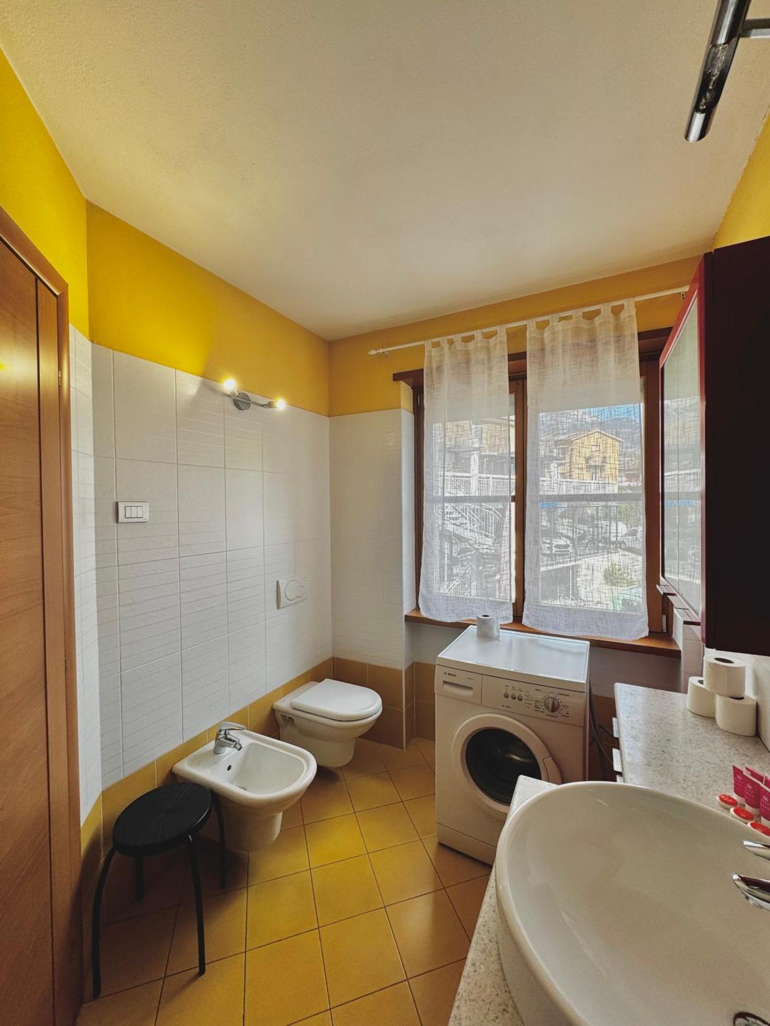 Sweet Spot Aparthotel Riva del Garda Exterior foto
